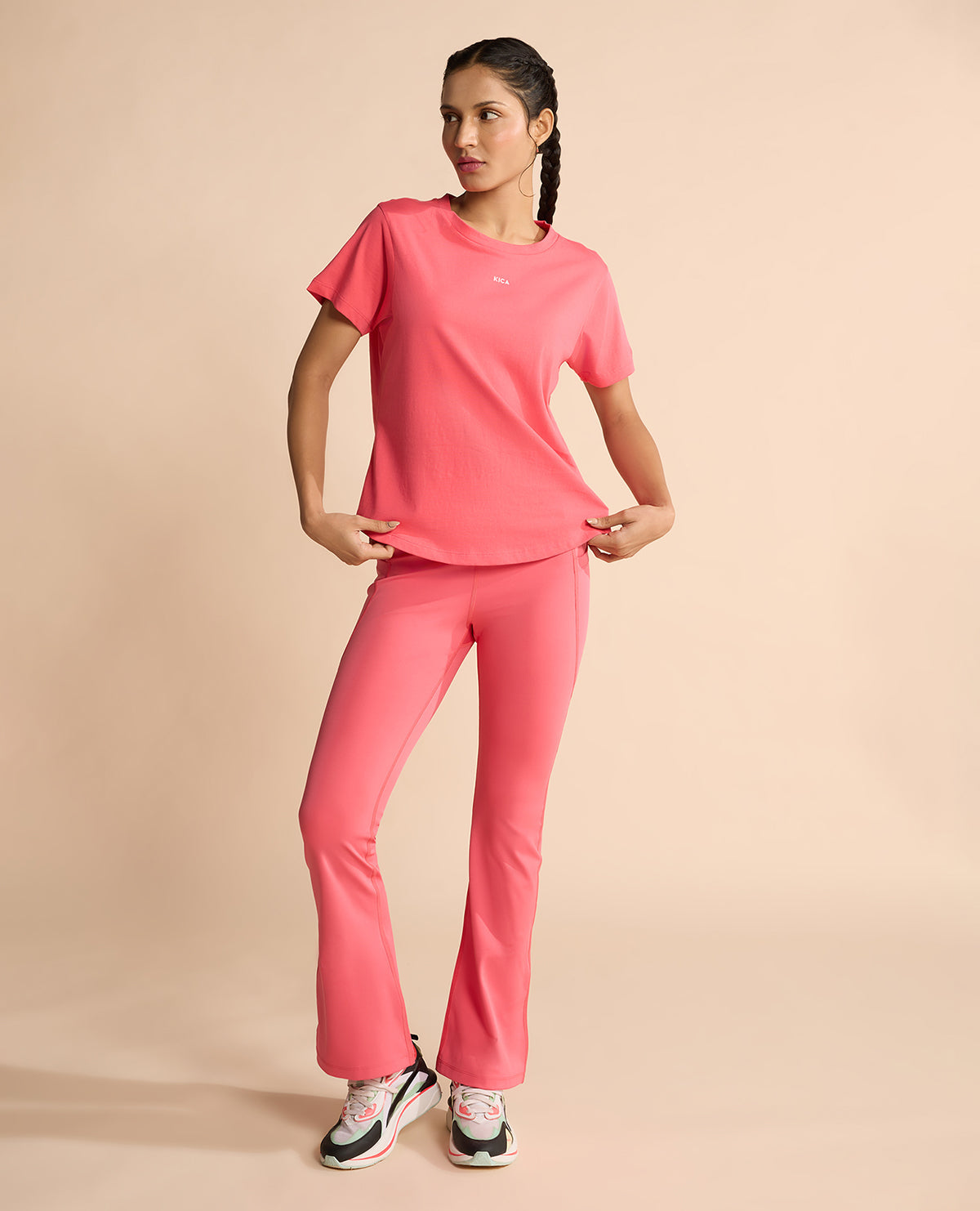 Women Solid Cotton Essential Top Apple