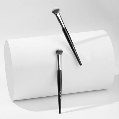 PAC Studio Concealer Brush 219 - Luxurious Dome Shape, Soft Synthetic Bristles for Quick Concealer Blending