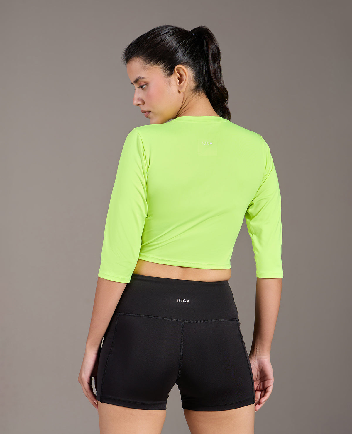 Gym Feather Feel Crop Top Neon