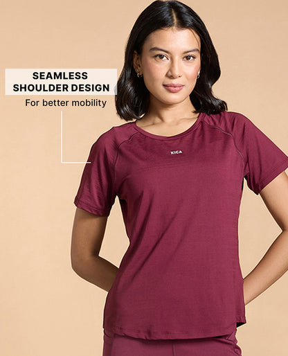 Kica Regular Fit Active Top in Dry Fit Fabric Burgundy