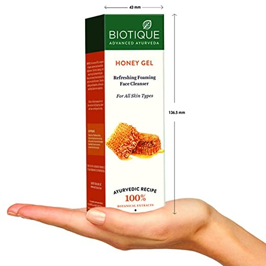Biotique Honey Gel packaging held in a hand with dimensions displayed
