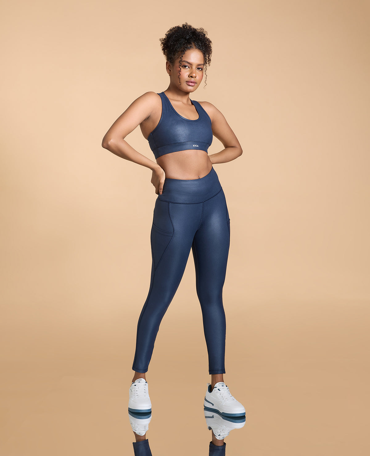Liquid Medium Support Sports Bra