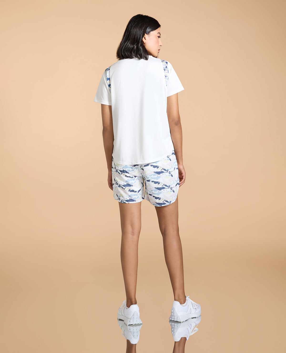 Stride Running Top and Shorts White