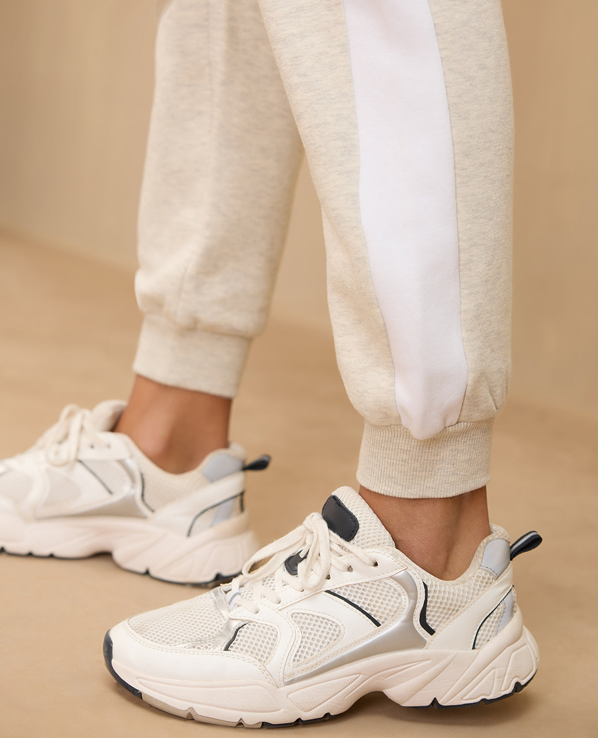 NYKD By Nykaa Cozy Fleece Joggers -NYLE501-Oatmeal Melange