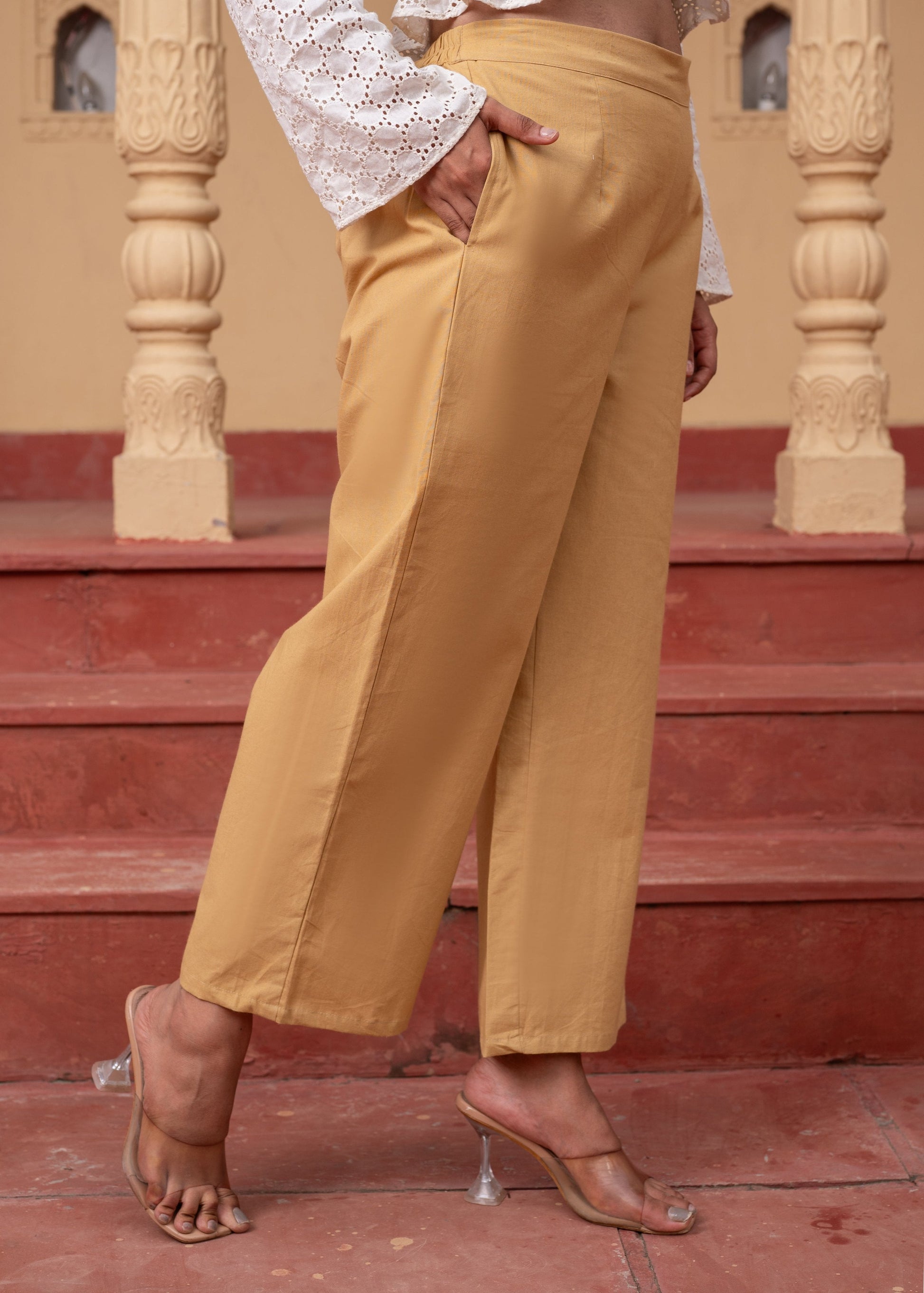 Juniper Women'S Beige Solid Straight Cotton Pant With Pocket