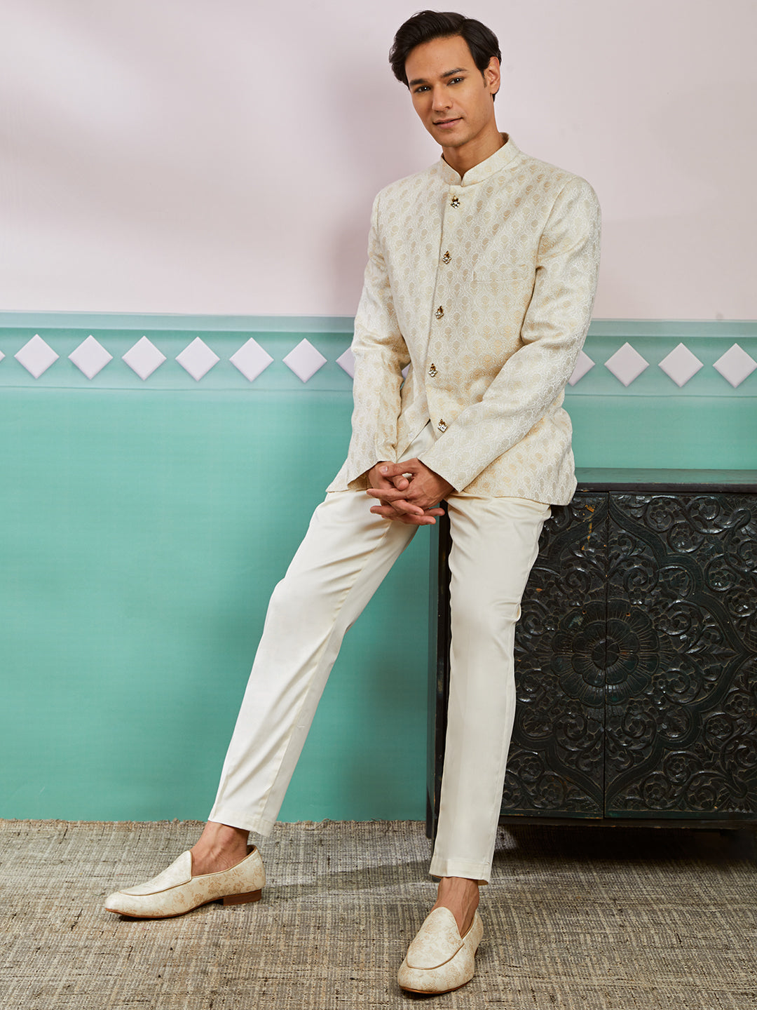 Men's Gold Silk Blend Jodhpuri