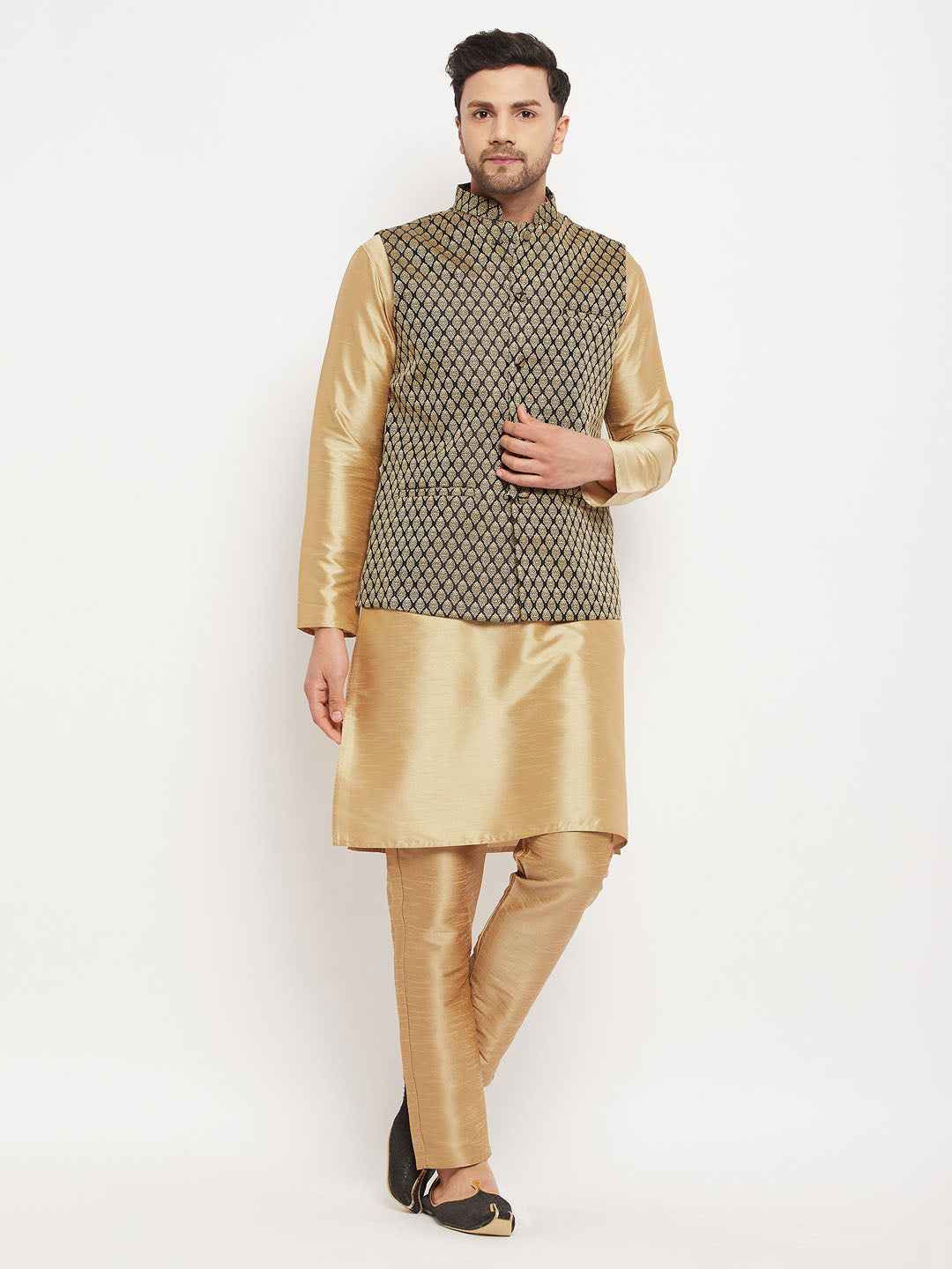 VASTRAMAY Men's Black Cotton Silk Blend Ethnic Jacket
