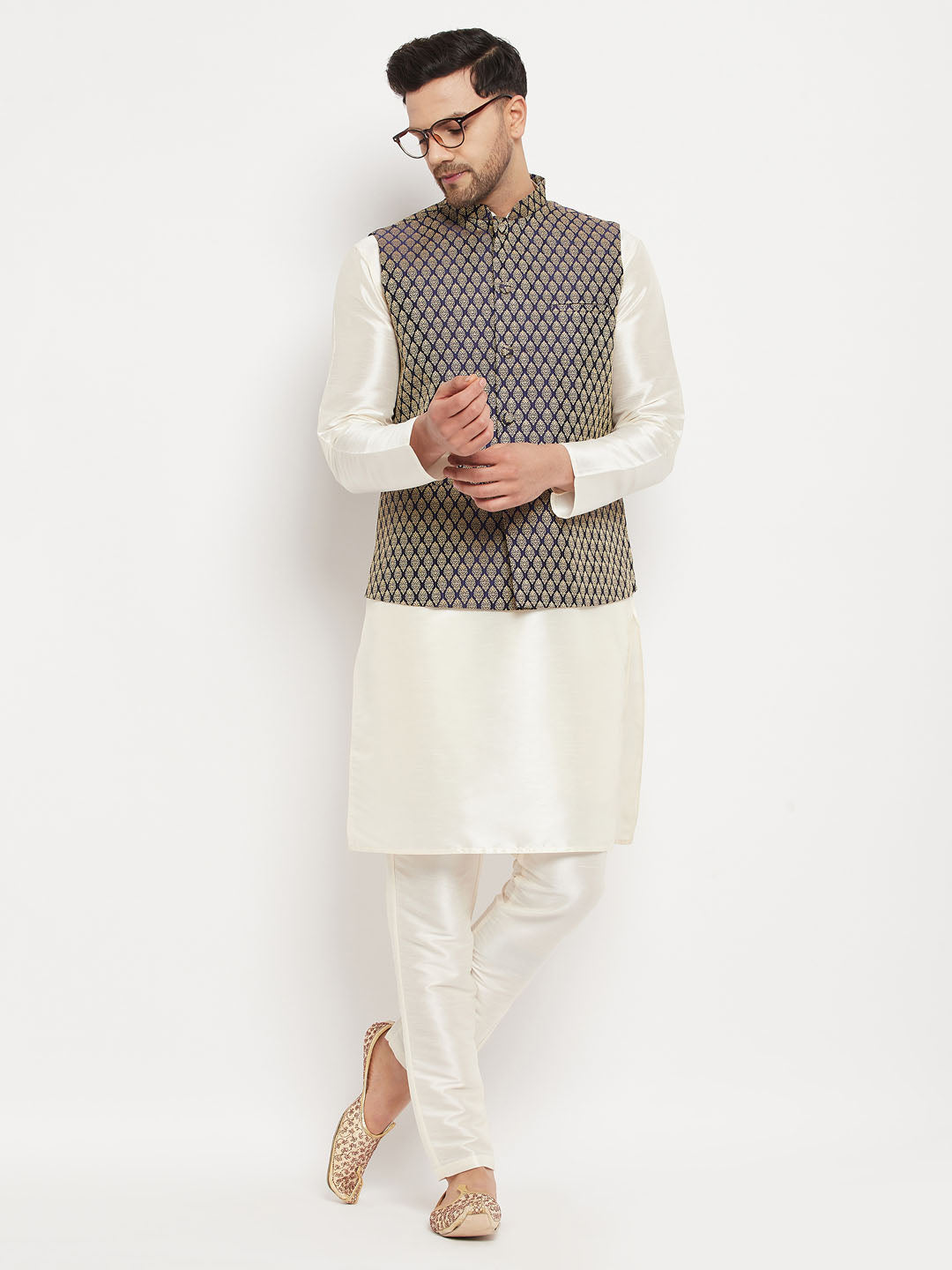 VASTRAMAY Men's Blue Cotton Silk Blend Ethnic Jacket