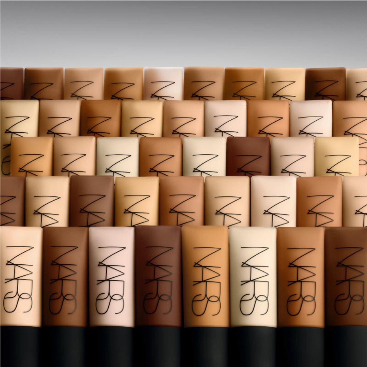 NARS Soft Matte Complete Foundation - Valencia