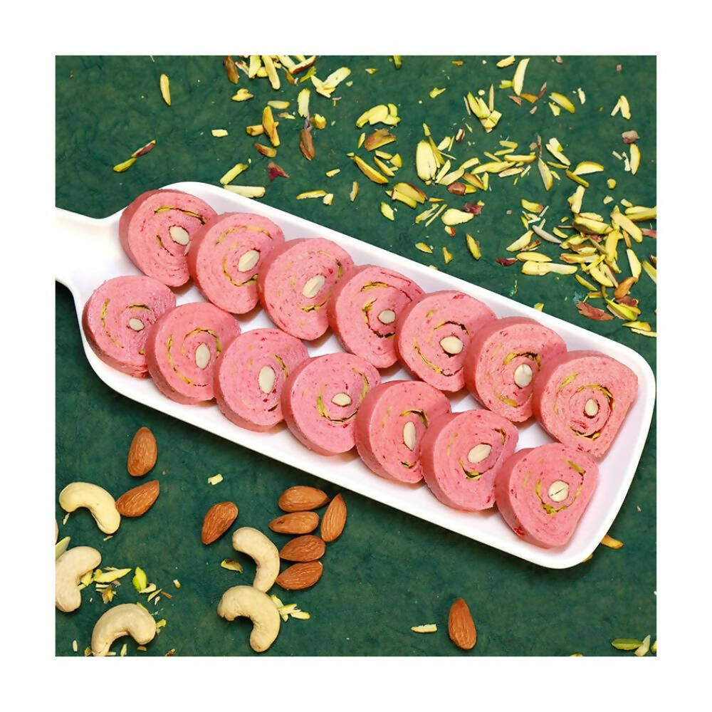 Olive Mithai Strawberry Crispy Roll