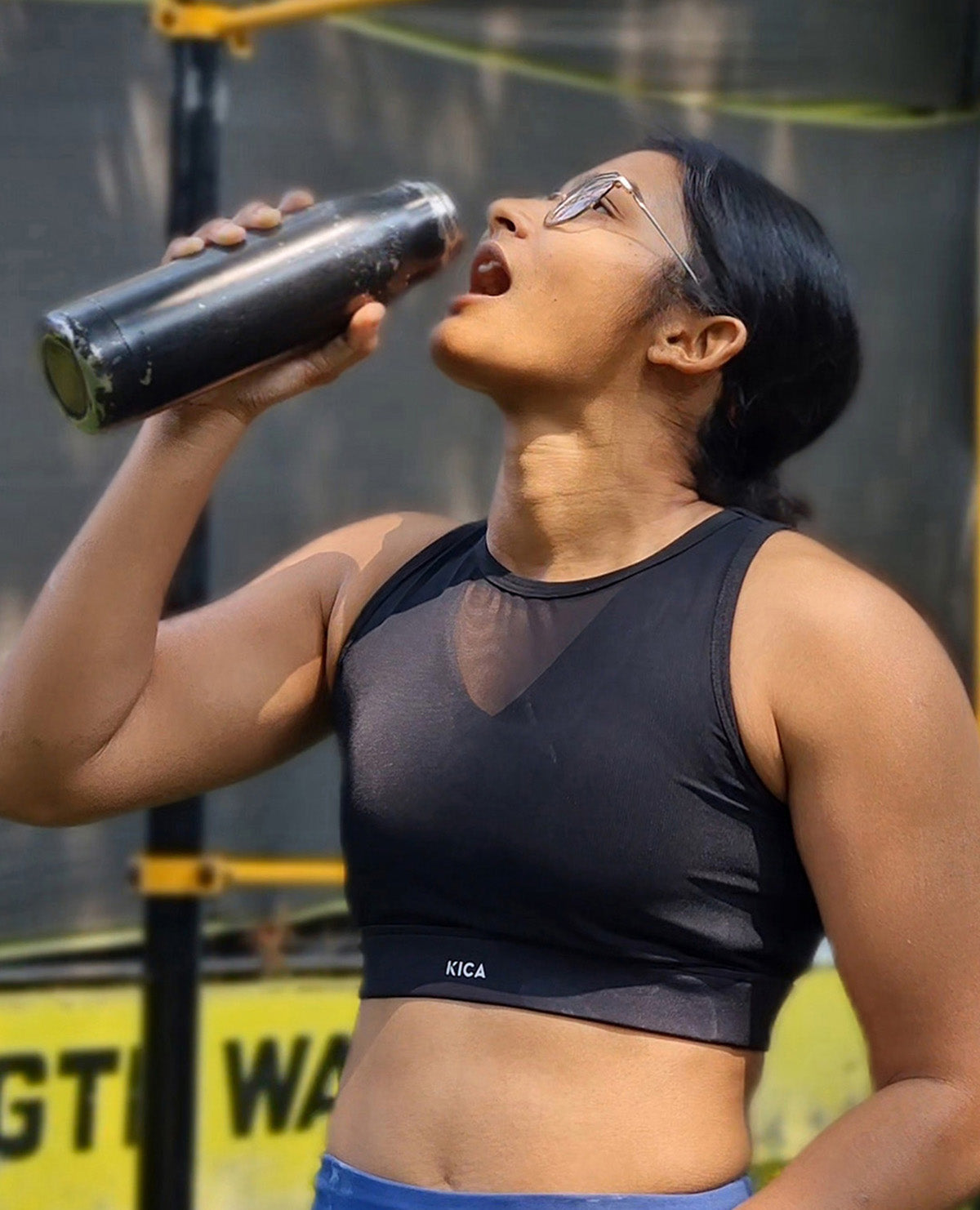 Kica Women High Impact & Full Coverage Mesh Sports Bra Black